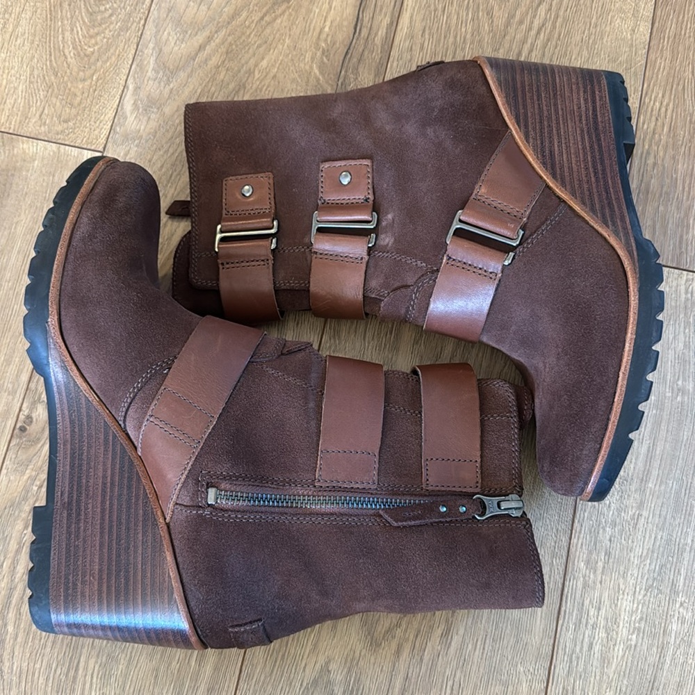 Sorel brown boots - Picture 2 of 9